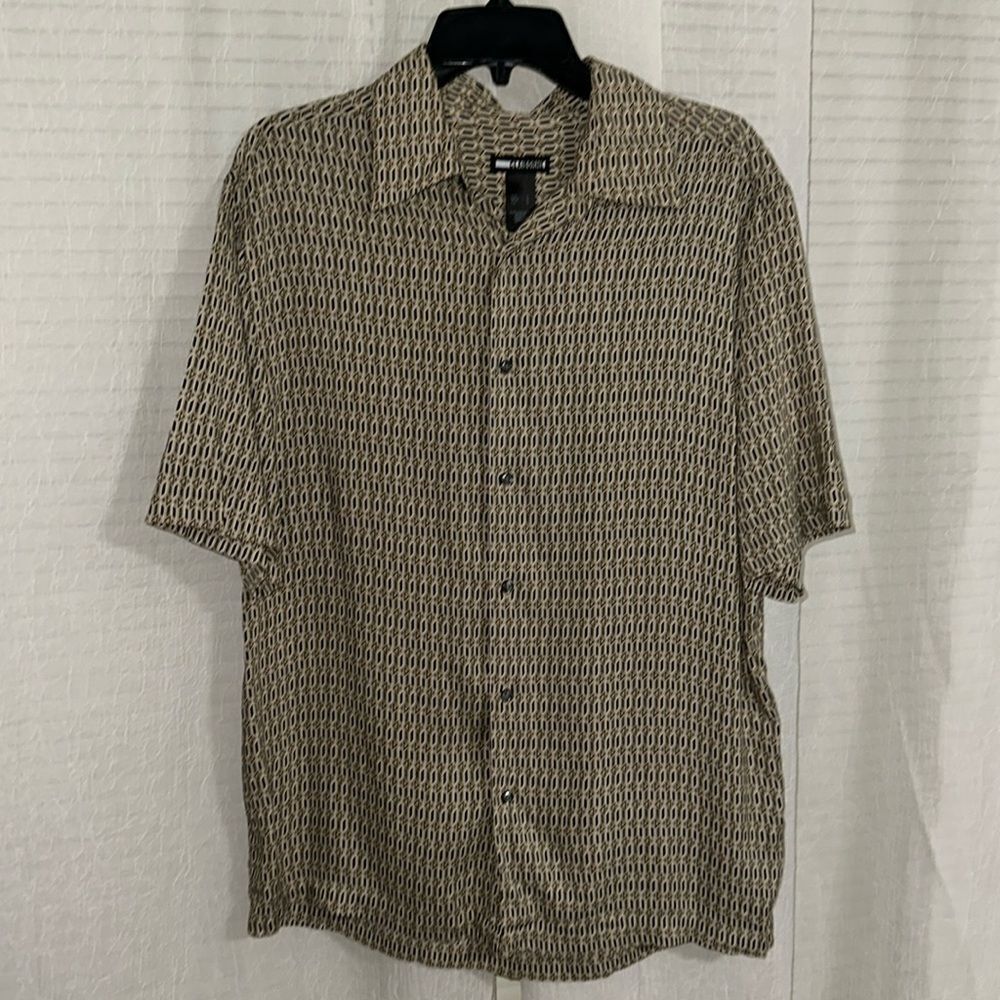 Claiborne L Neutral Ivory Black Tan Button up Black Casual Short Sleeve Shirt